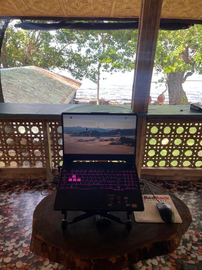 Borbon'S Treehouse By The Sea Bed and Breakfast Mambajao Εξωτερικό φωτογραφία